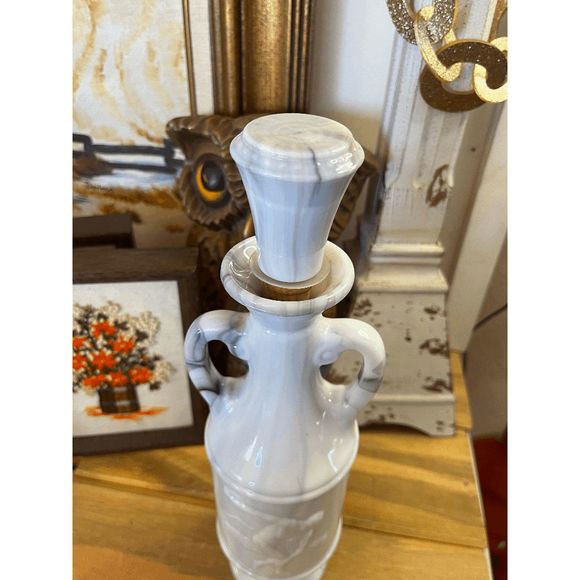 Vintage 1971 Jim Beam Discus Bottle White Marble Slag Glass Greek - Picture 6 of 7